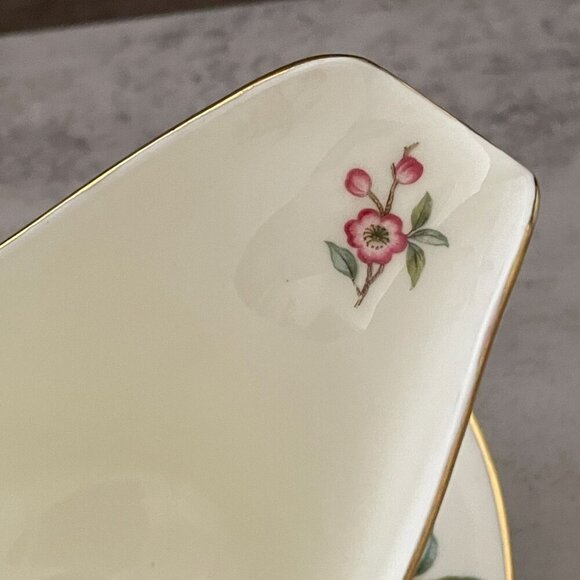 Vintage Royal Worcester Blossom Time Gravy Boat with Attached Under Plate MINT - Picture 8 of 10